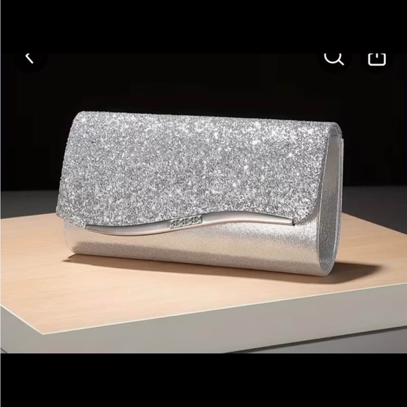 Silver Glitter Evening Clutch Bag for Women - Picture 3 of 3
